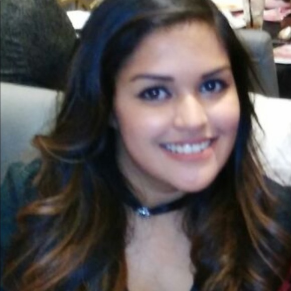 Meet your Posher, Wafa - Picture 1 of 1